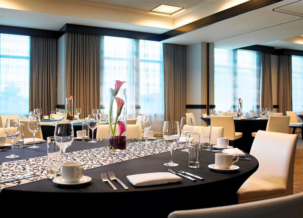 Le Meridien Dallas By The Galleria Екстериор снимка